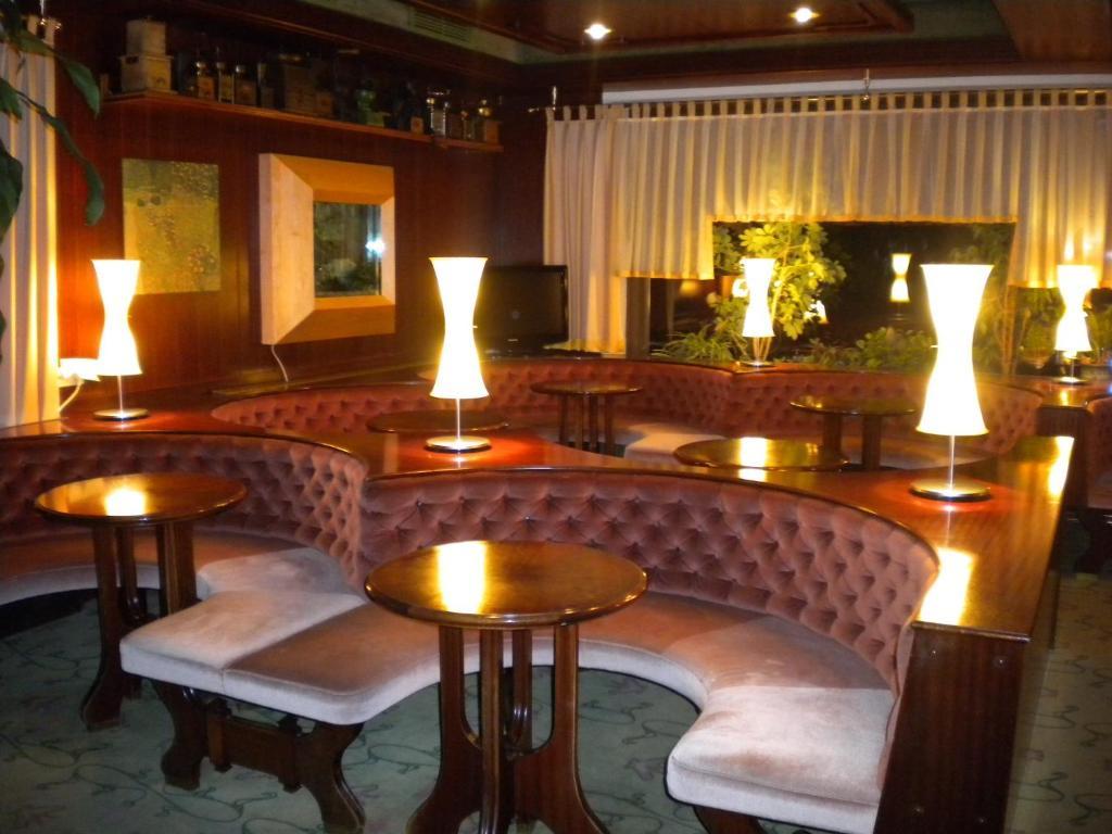 Bed and Breakfast Gaestehaus Sagmeister Бад Кляйнкирххайм Экстерьер фото