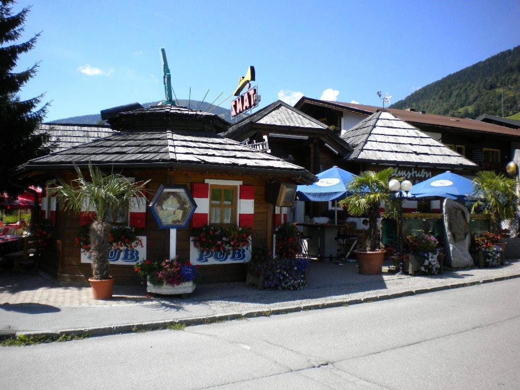 Bed and Breakfast Gaestehaus Sagmeister Бад Кляйнкирххайм Экстерьер фото